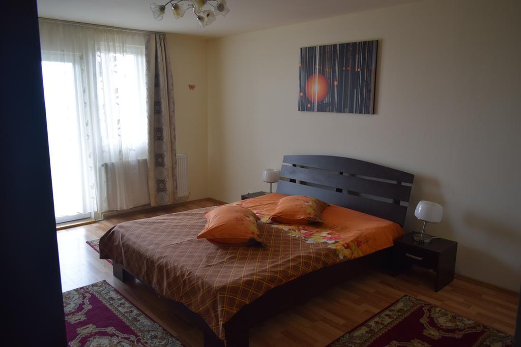 Pensiunea Mountain King Sîmbăta de Sus Extérieur photo