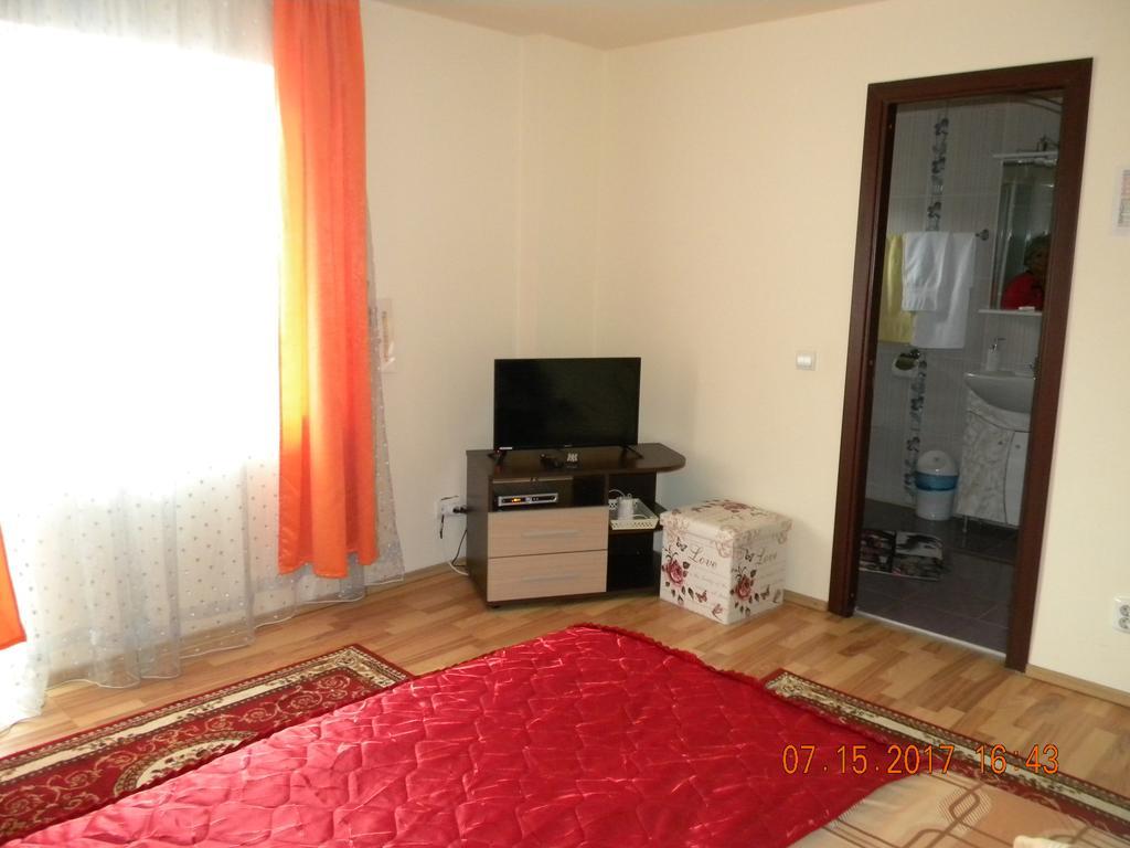 Pensiunea Mountain King Sîmbăta de Sus Extérieur photo
